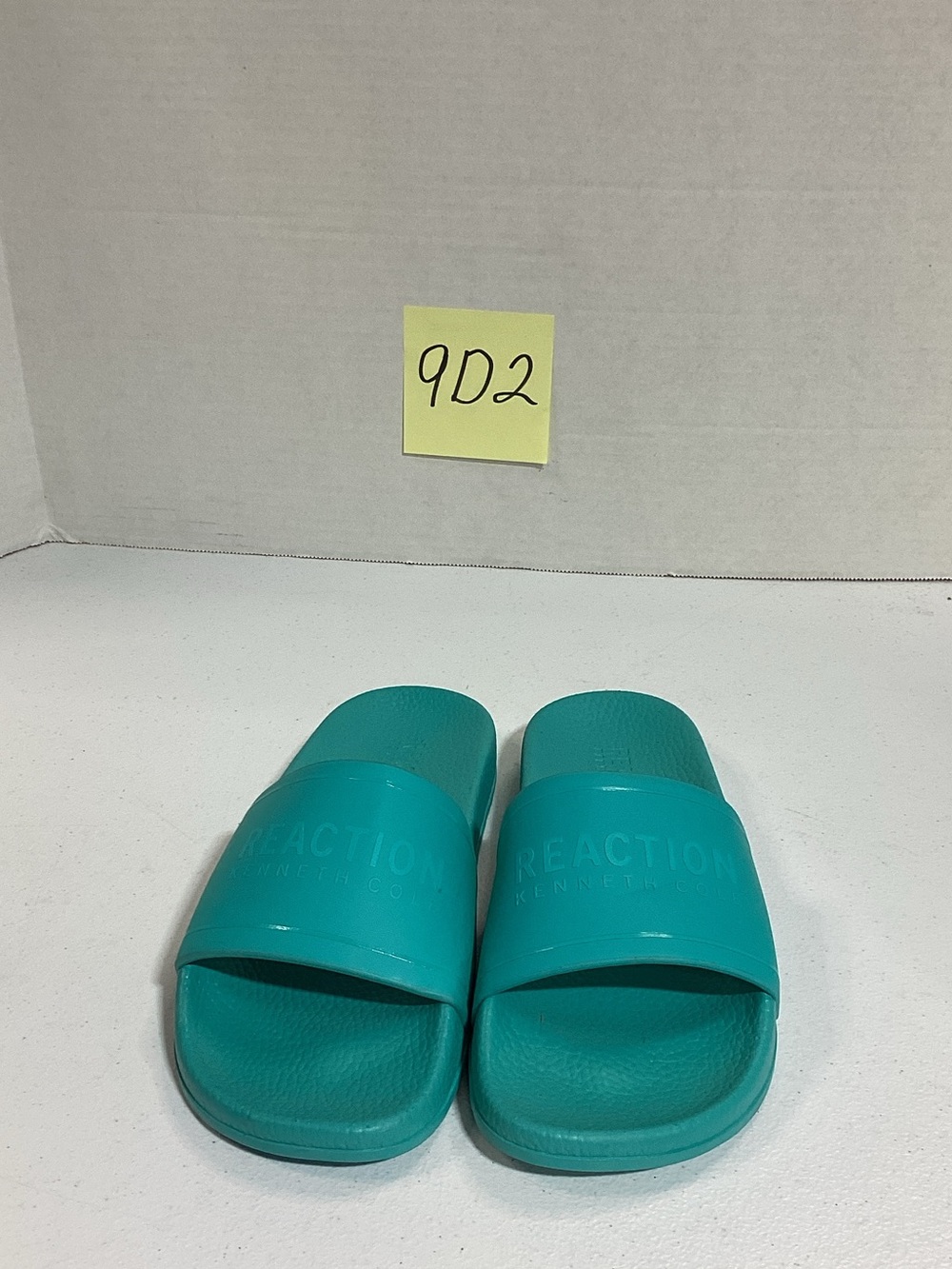 Kenneth Cole Reaction Teal Slide Sandals